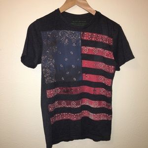 AMERICAN EAGLE Graphic Tshirt